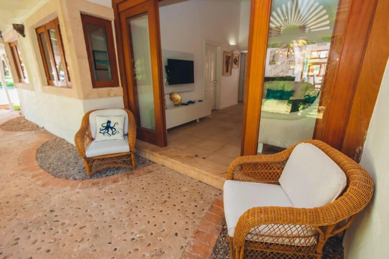 Villa Maud La Romana 0*,  Dominican Republic